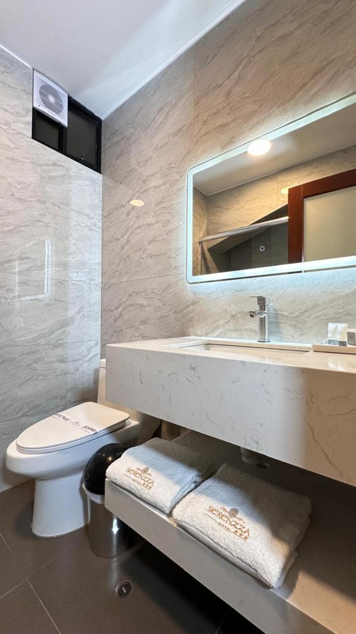 Serenzza Hotel